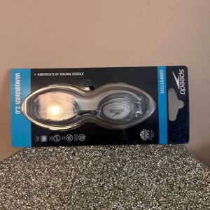 New! Speedo Vanquisher 2.0 Competitive Goggles